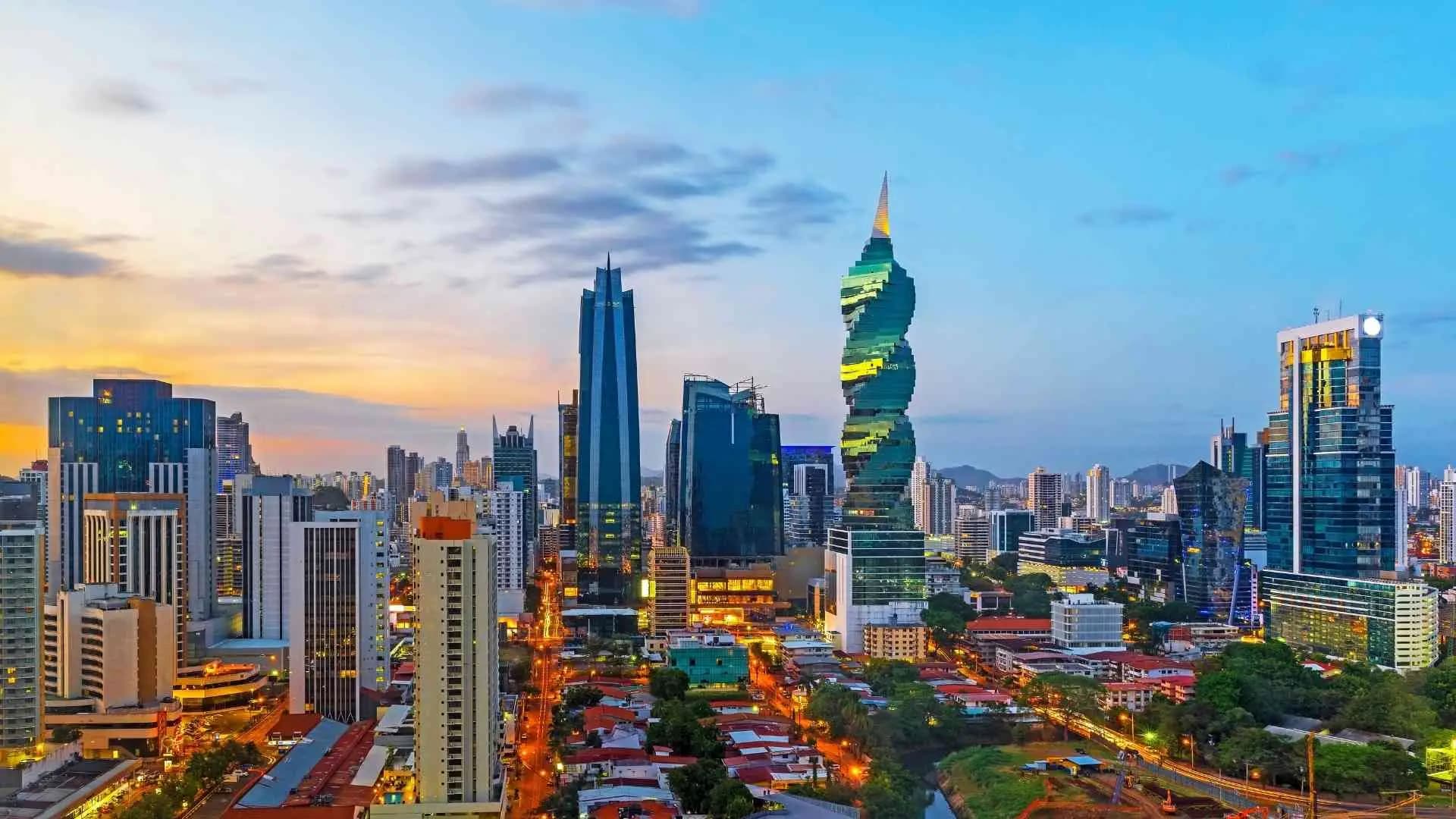 Aruba con Stop Over en Panamá - Imagen 1